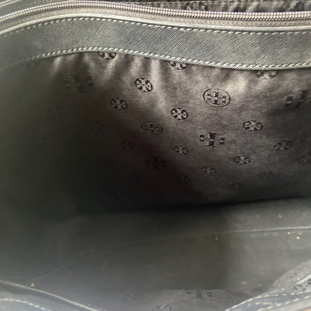 EUC Tory Burch Saffiano Leather - Large Tote Bag - Black - Good condition - Picture 5 of 9
